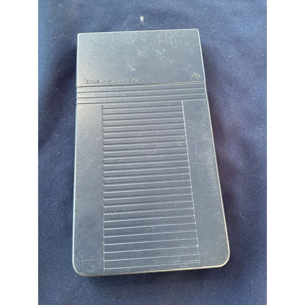 Texas Instruments Calculator Bundle For Parts Only - Picture 8 of 8